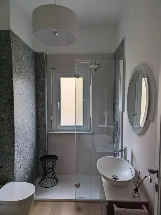 Apartamento Modern And Comfortable Near The Subway Milão Itália